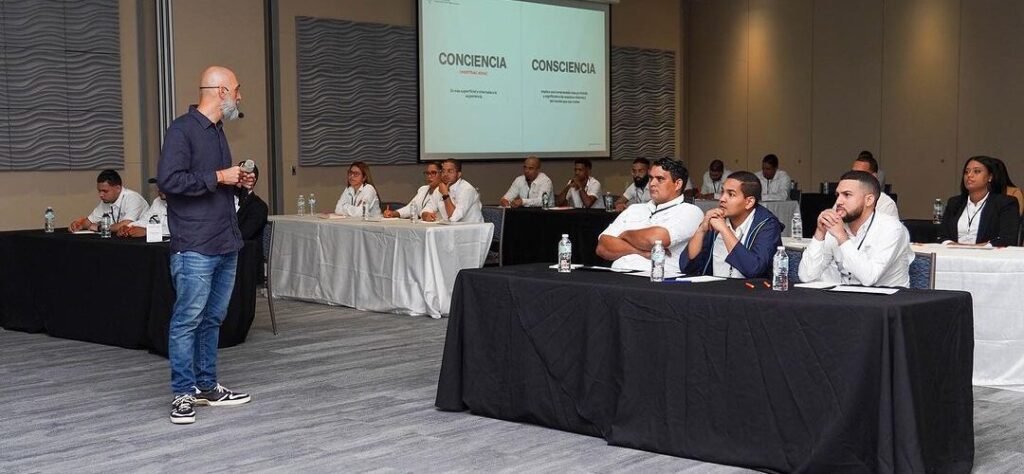 Comesa Celebra Convención de Ventas con la Colaboración de Rubinstein Consultings